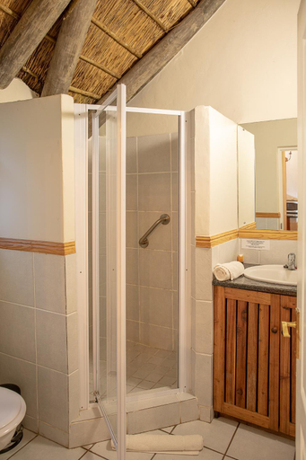 Bathroom 4, Coral Tree Cottages, Eden