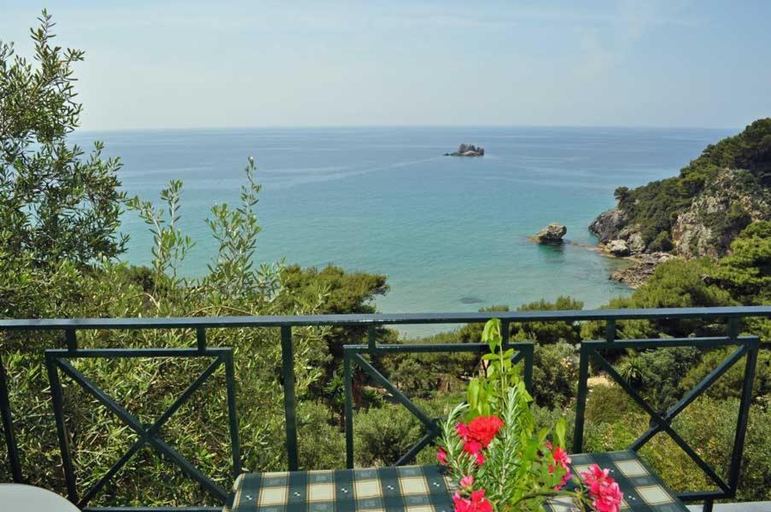 Balcony/terrace 2, Yaliskari Beach, Ionian Islands