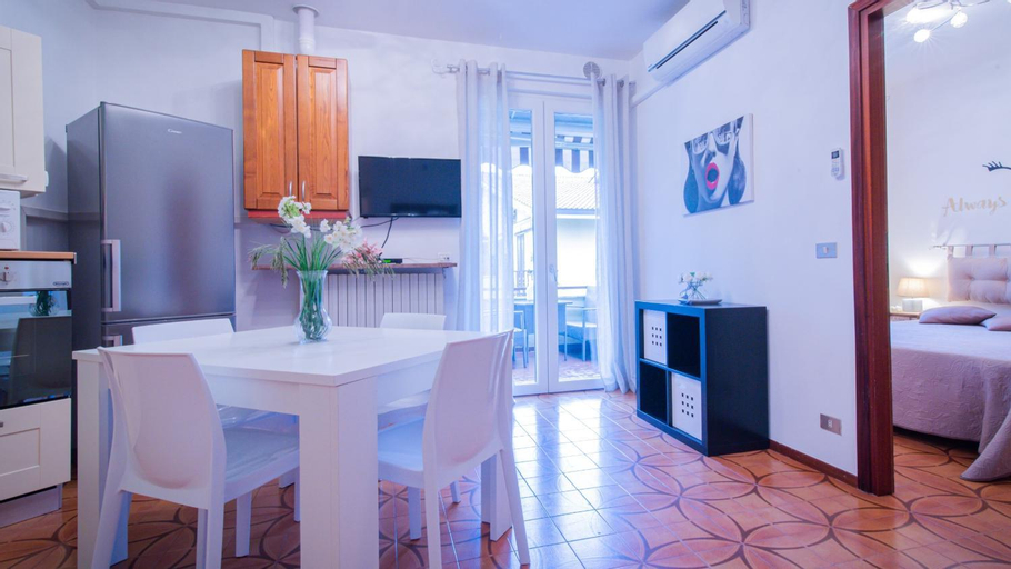 Dining Room 2