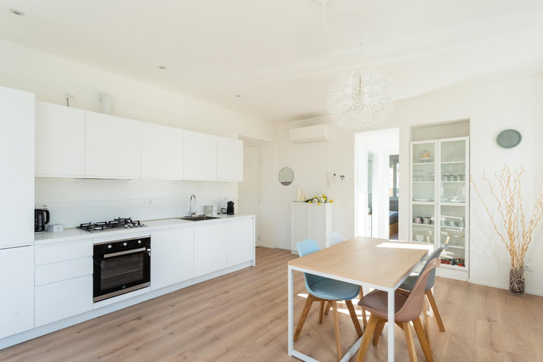 Kitchen 5, Mezzegra Apartments, Como