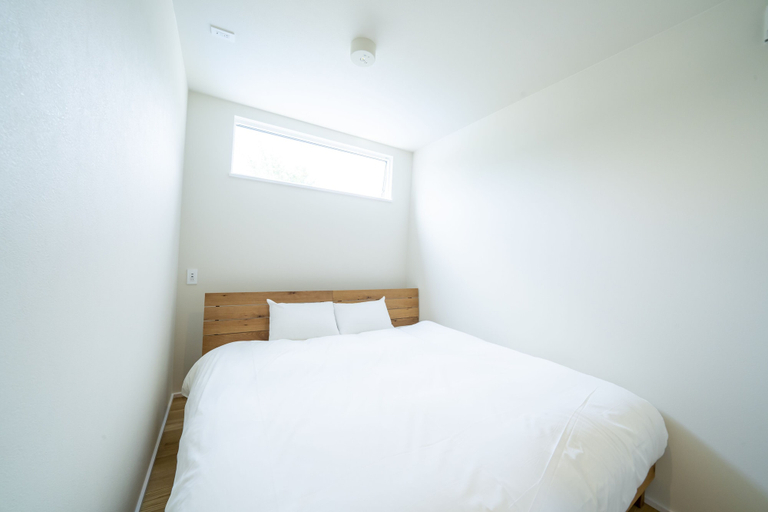 Bedroom 2, raw_, Hakuba