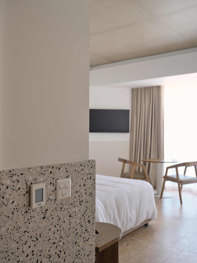 Bedroom 4, Ardo, City