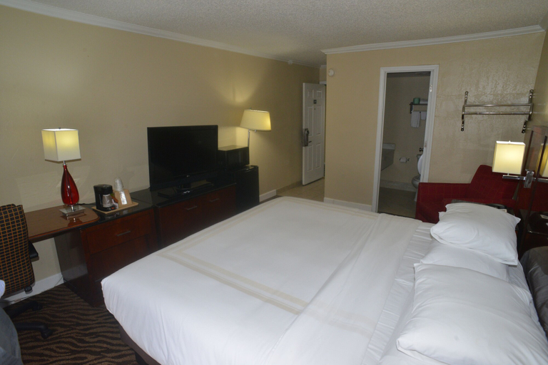Room 5, Hometown Inn & Suites, Tulsa