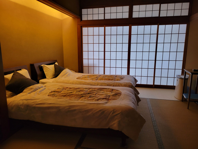Bedroom 5, Tsukimotoya Ryokan, Toyooka