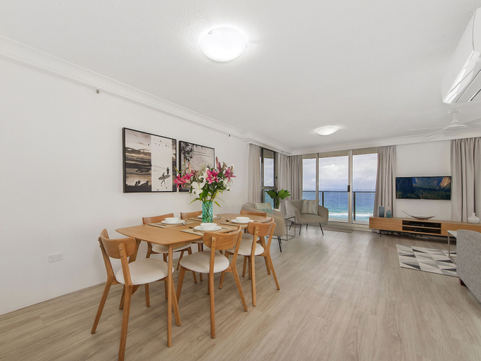 Dining Room 7