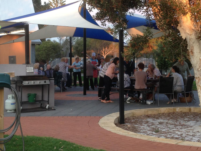 Food & Drinks, Mandurah Ocean Marina Chalets, Mandurah