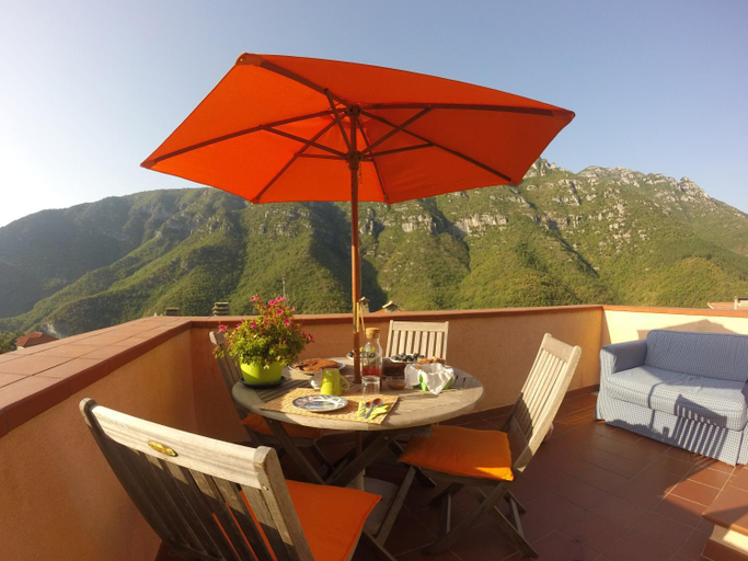 Others 4, Arve Castelbianco - B&B e Appartamento, Savona