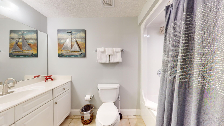 Bathroom 3, 3br/3ba w/ Lazy River & Slide Sleeps 8, Baldwin