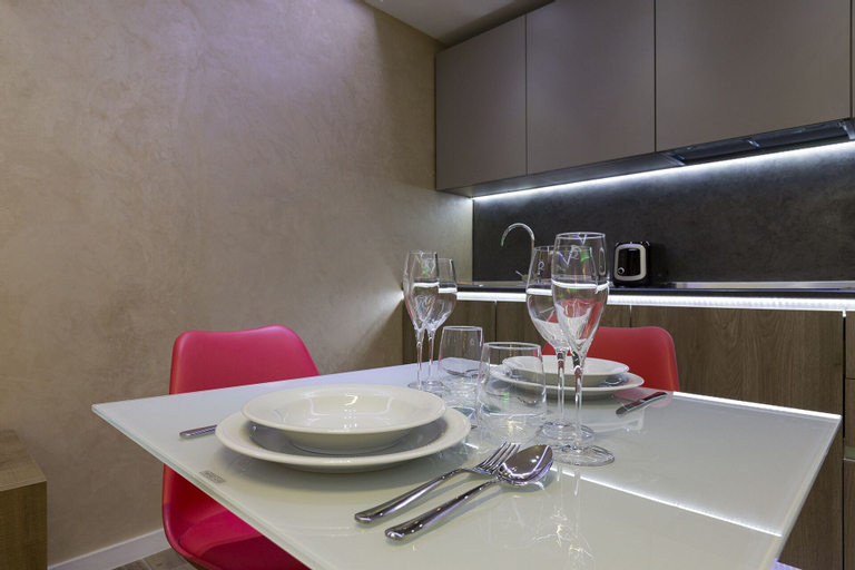 Dining Room 15