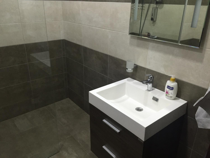 Others 5, Sea Towers 2 room apartment, Batumi