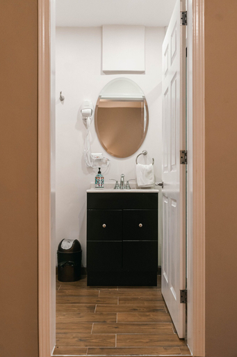 Bathroom 11