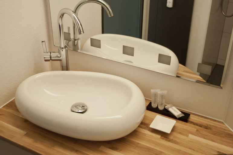 Bathroom 5