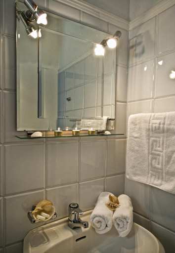 Bathroom 2, Lazaridis Luxury Studios & Apartments, Central Macedonia