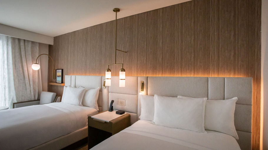 Bedroom 4, Courtyard By Marriott Santo Domingo Piantini, Distrito Nacional