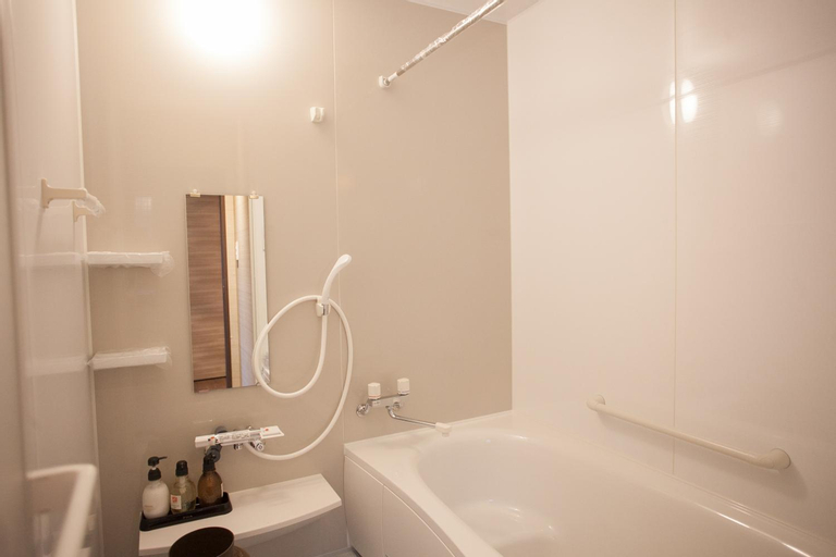 Bathroom 9