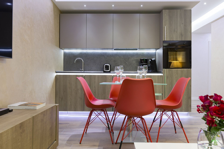 Dining Room 10