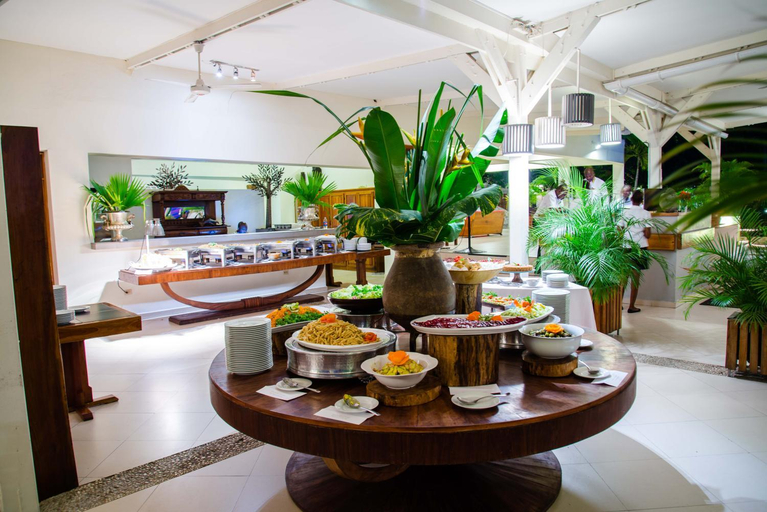 Food & Drinks 4, Hotel Montana, Port-au-Prince