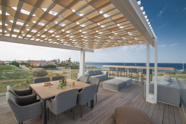 Others 2, Villa Chana