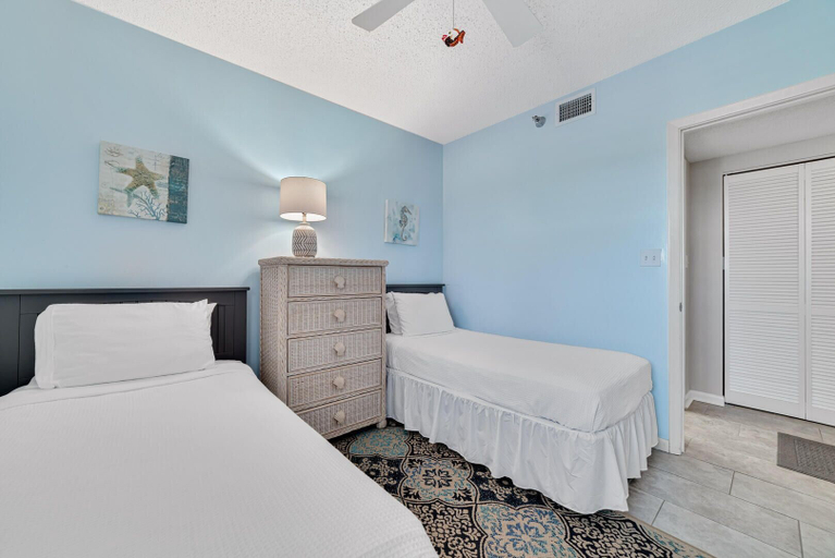 Bedroom 3, Stunning Views, 3bd/2ba w/ Private Balcony, Baldwin