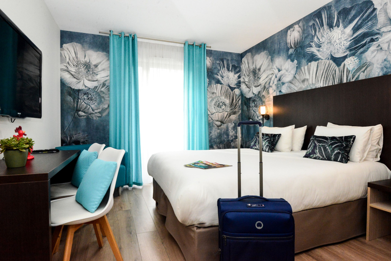 Bedroom 1, Hôtel Villa Sophia, Alpes-Maritimes
