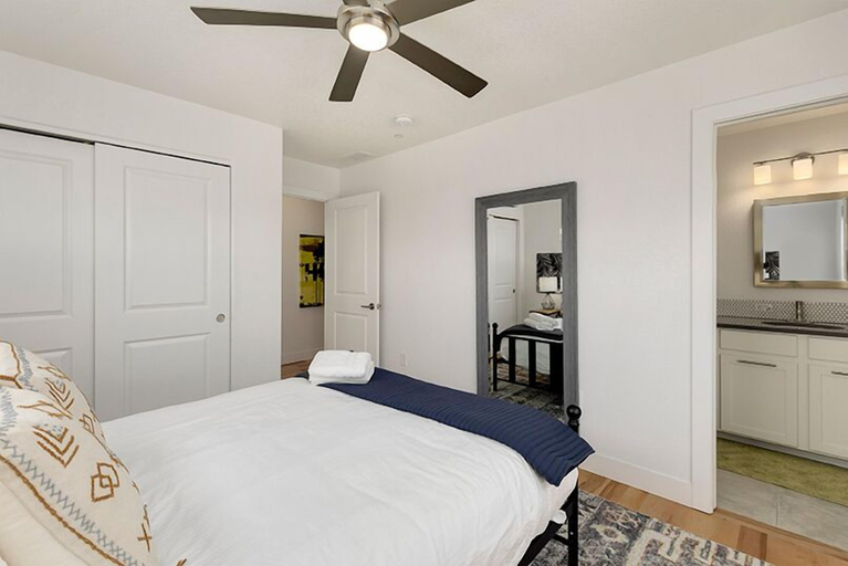 Bedroom 3, Gorgeous Townhome Steps From the Brewery District!, Larimer