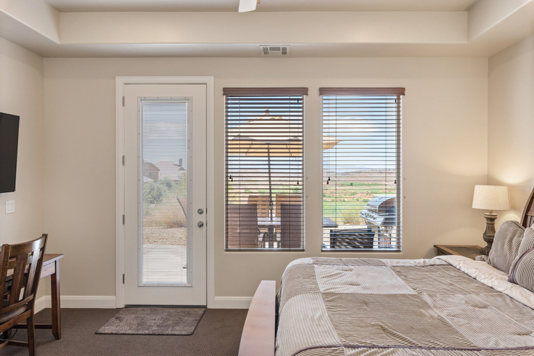 Bedroom 4, Views for Rent by RedAwning, Washington