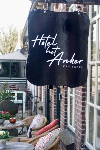 Others 5, Hotel het Anker van Texel, Texel