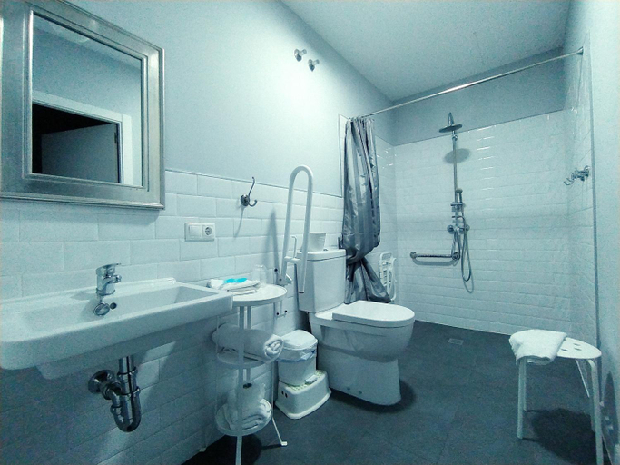 Bathroom 4, Hotel Smile & Co Hostal Boutique, Alicante