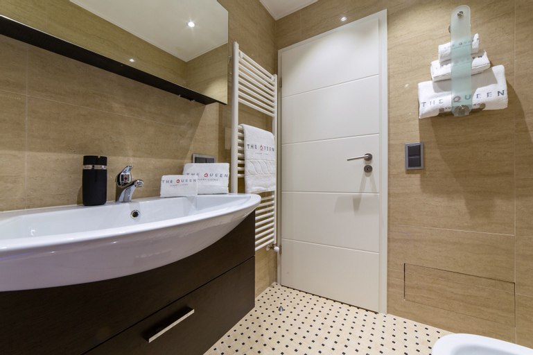 Bathroom 6