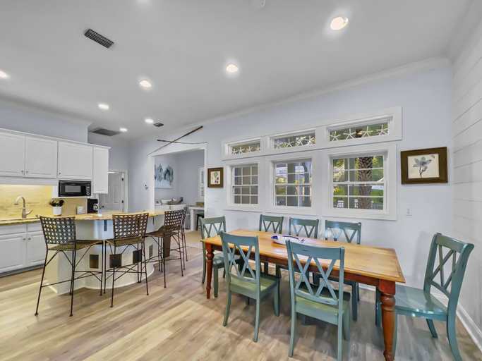 Food & Drinks 5, Key Lime Pie 6 Bedroom Home by RedAwning, Walton