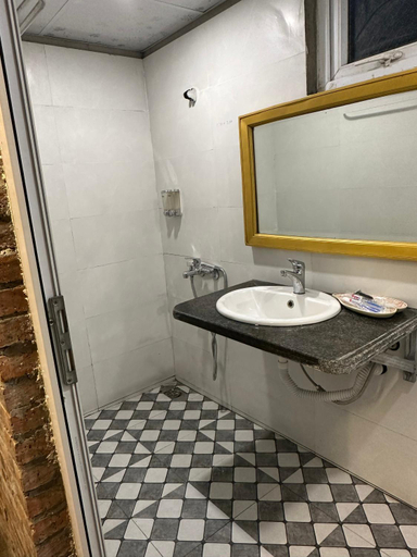 Bathroom 3, Ngoc Linh Villas Hotel, Tĩnh Gia