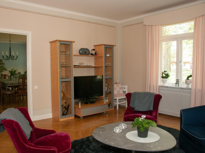 Others 3, Ekeby i Bro, Upplands-Bro