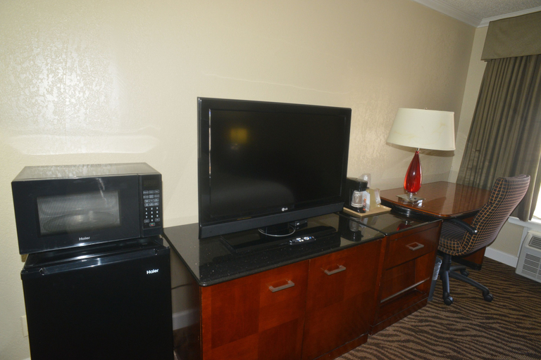 Others 4, Hometown Inn & Suites, Tulsa