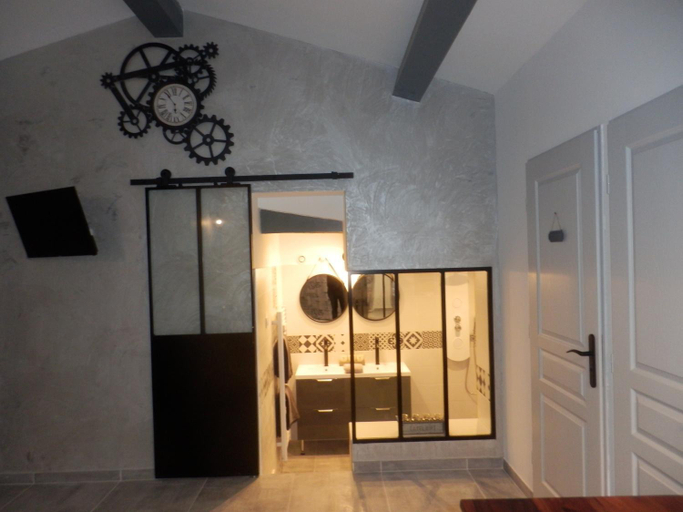 2, Suite luxe avec sauna et jacuzzi privee, Bouches-du-Rhône