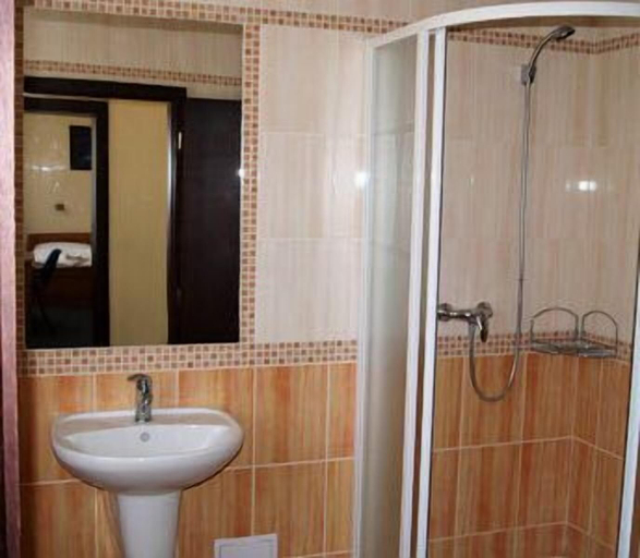 Bathroom 3, Parkhotel Terezín, Litoměřice