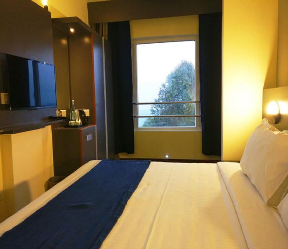 Bedroom 3, Mist View, Dindigul