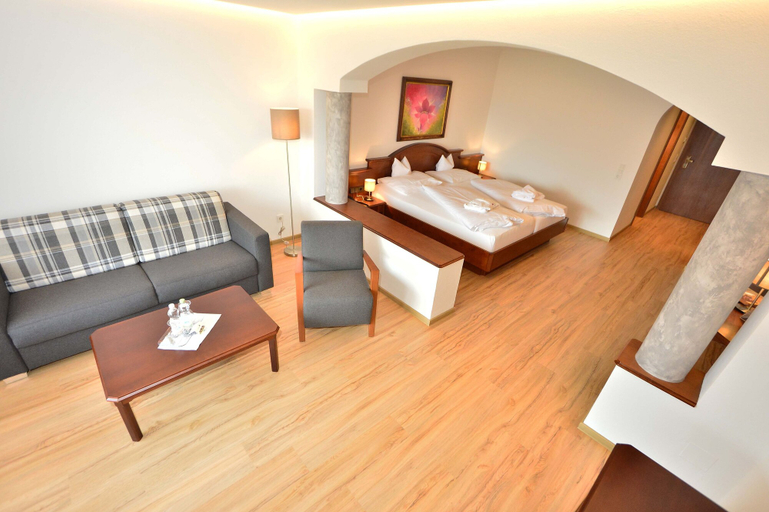Bedroom 3, Hotel Residenz Hochland, Innsbruck Land