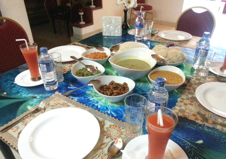 Food & Drinks 3, Mahoya, Mawanella