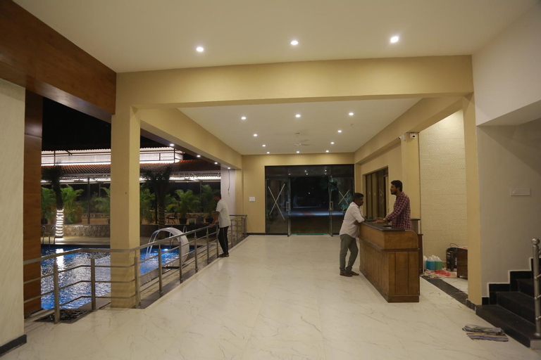 Others 4, THE RIVIERA, Theni