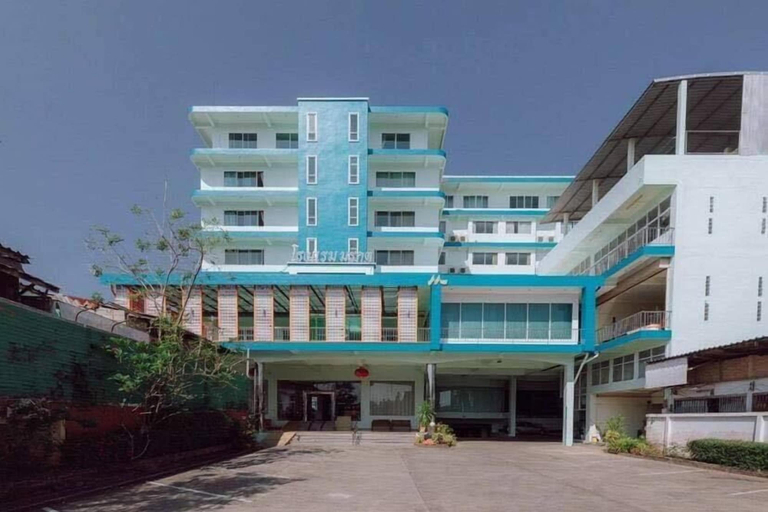 Exterior & Views 2, Morakot Hotel Chumphon, Muang Chumphon