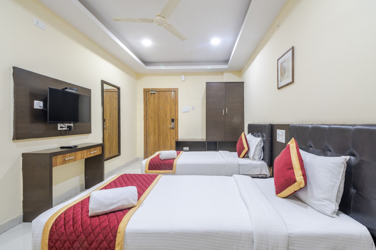 Bedroom 5, Lemonridge by Monday Hotels Kukatpally, Ranga Reddy