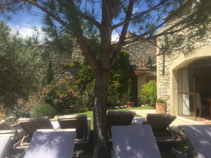 Food & Drinks, Les Terrasses de Vallerargues, Gard