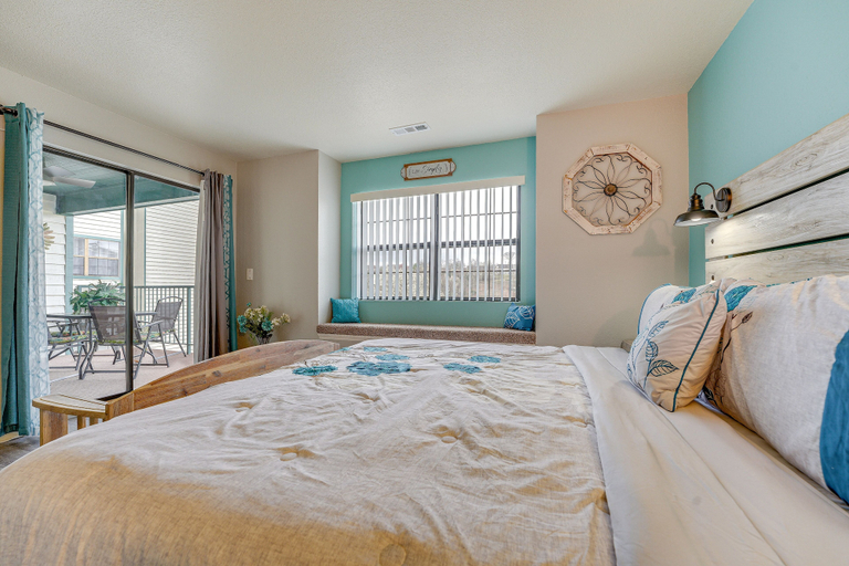Bedroom 3, Branson Condo w/ Pool - Walk to The Strip!, Taney
