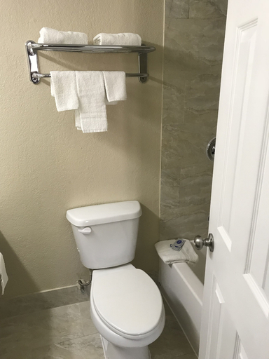 Bathroom 3, Hometown Inn & Suites, Tulsa
