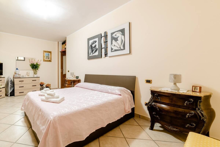 Bedroom 3, Vesuvium garden b&b, Napoli
