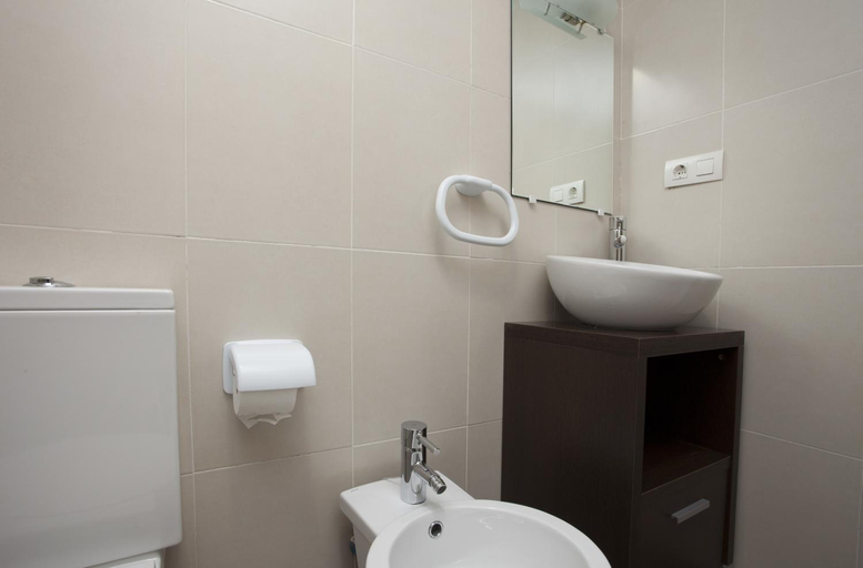 Bathroom 2, SingularStays Comedias, Valencia