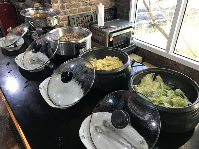 Food & Drinks 5, E Moh B&B, Nantou