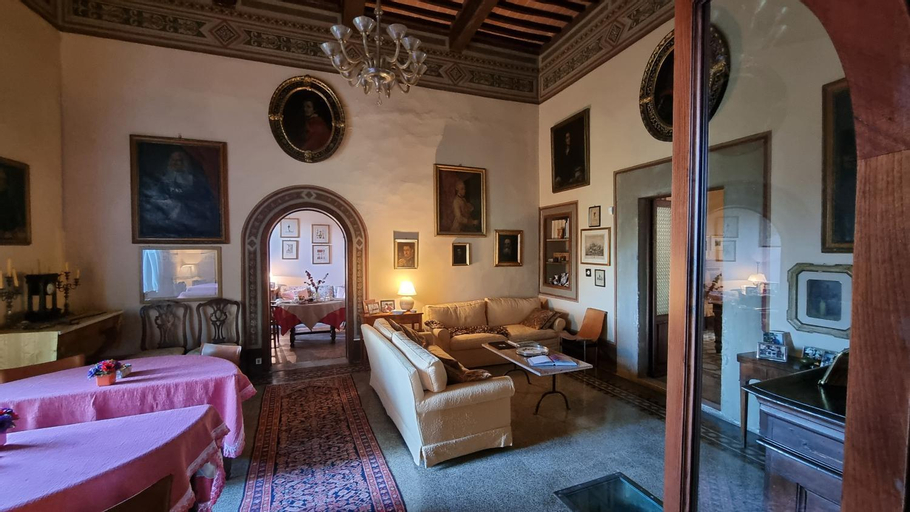 Bedroom 4, Bella di Ceciliano, Arezzo