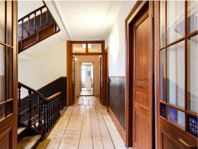 Others 2, Top City Center Apartments location next to Lion Monument, Luzern