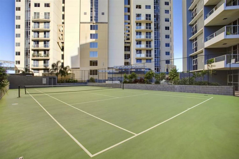 SK1 - 2 level 2 Bedroom Skyline SkyHome, Brisbane
